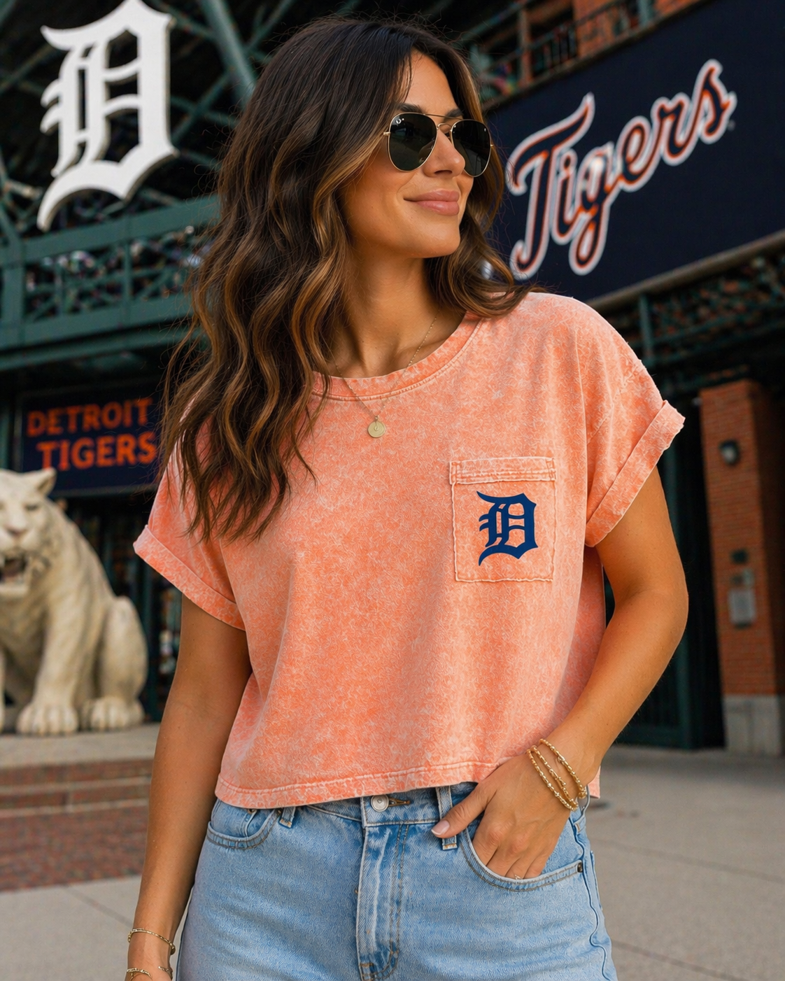 "D" Cropped Tee