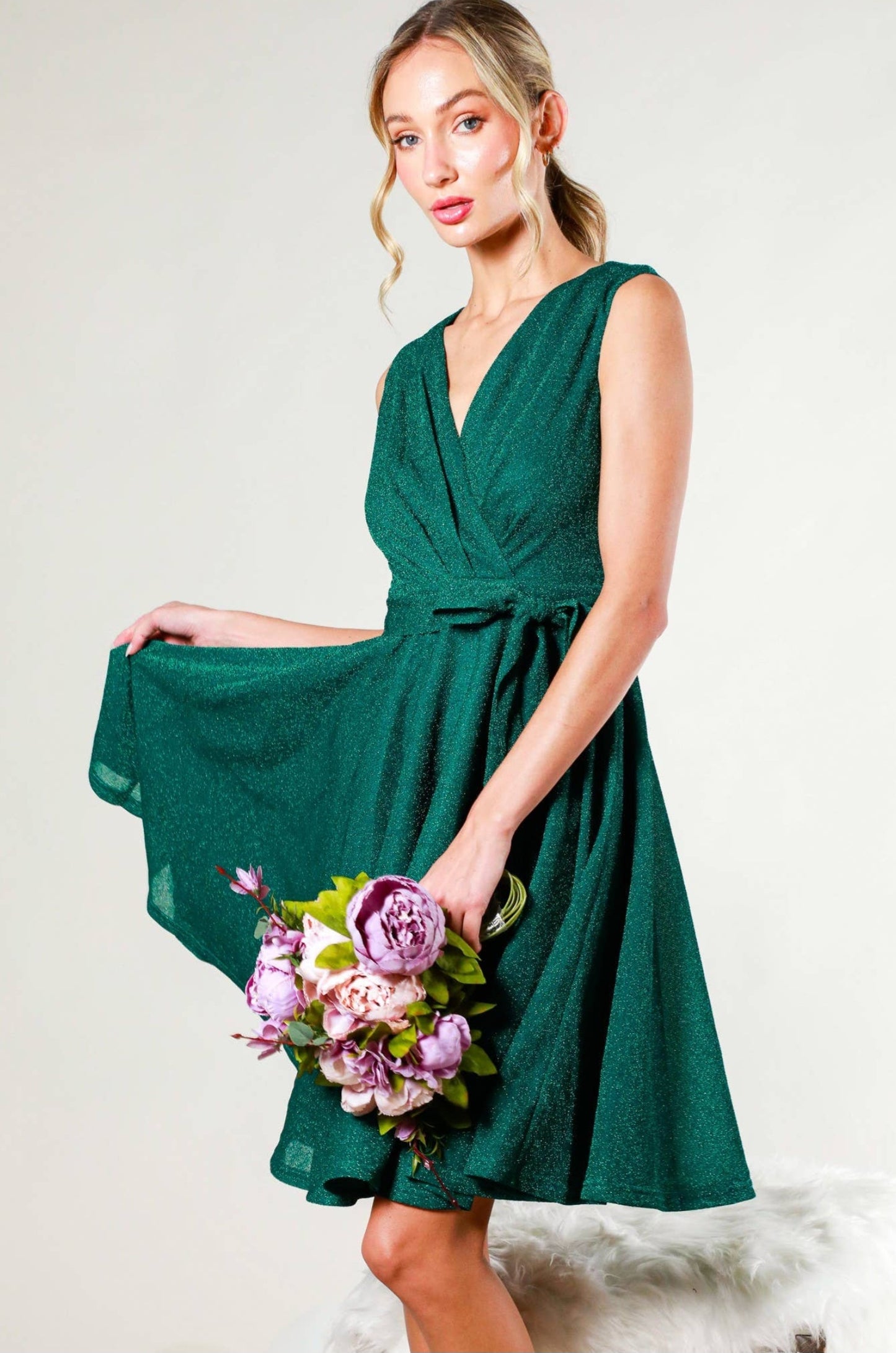 Green V Neck Sleeveless Tie Waist Dress