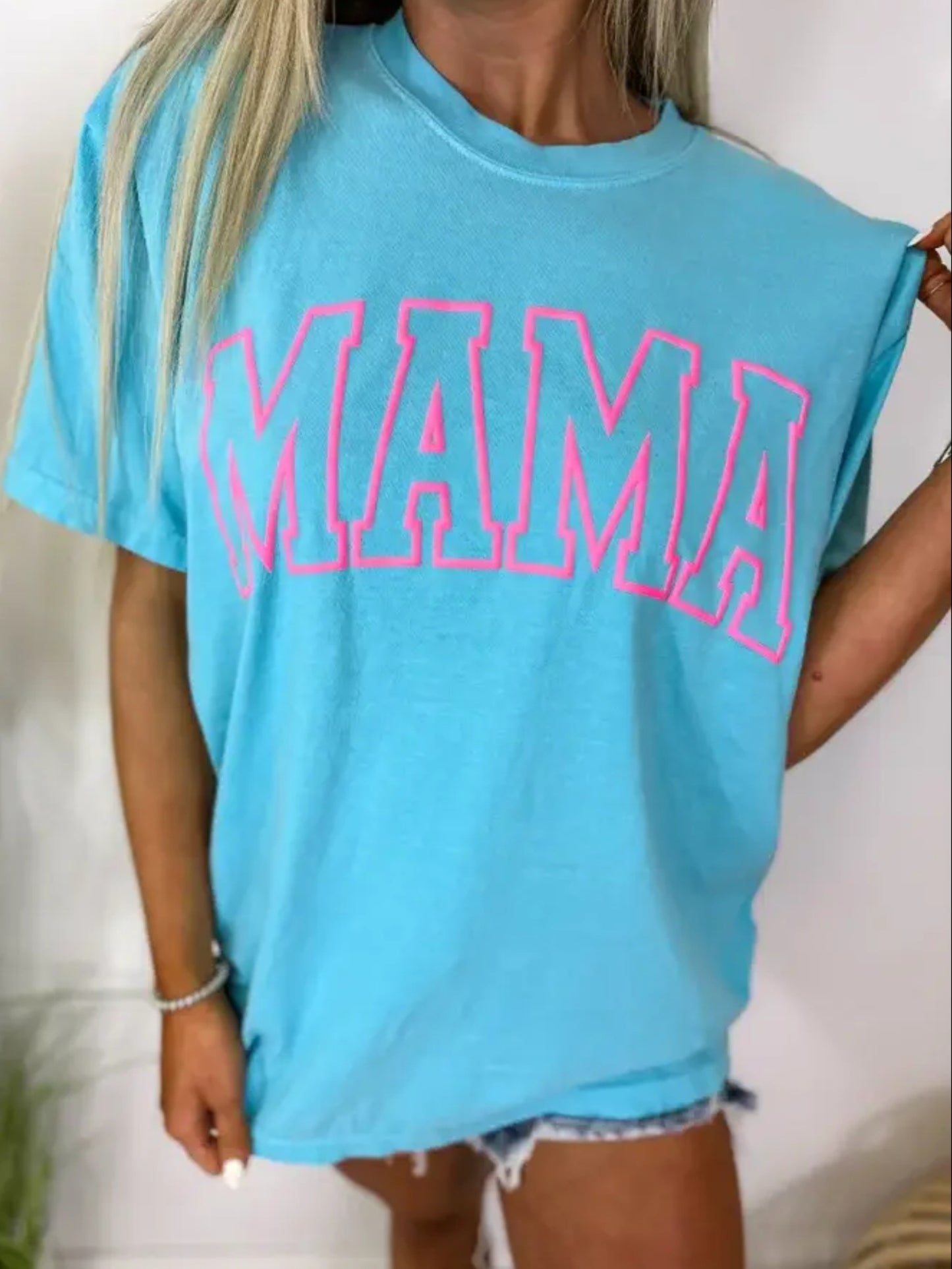 Mama Graphic Tee (Preorder)